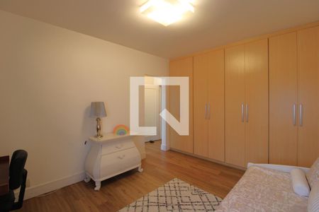 Apartamento à venda com 411m², 4 quartos e 3 vagasSuíte 2