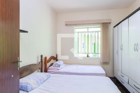 Quarto 2 de casa à venda com 3 quartos, 142m² em Floresta, Belo Horizonte