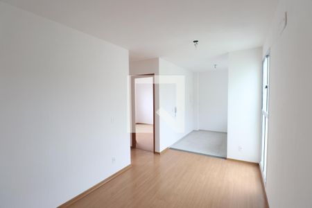 Sala de apartamento para alugar com 2 quartos, 60m² em Vila Lage, São Gonçalo