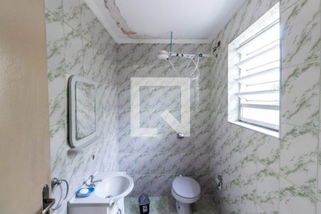 Casa à venda com 180m², 3 quartos e 2 vagasBanheiro 3