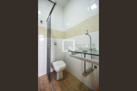 Casa para alugar com 200m², 4 quartos e 3 vagasBanheiro 2