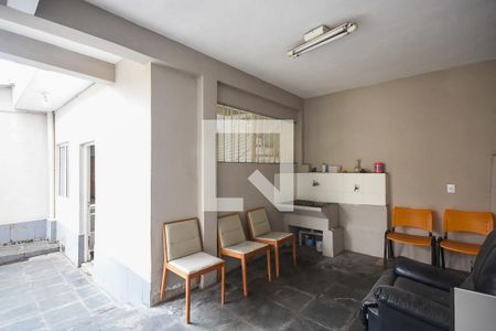 Casa para alugar com 200m², 4 quartos e 3 vagasÁrea de serviço