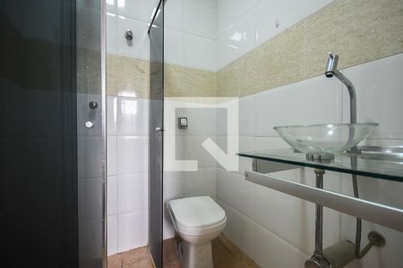 Casa para alugar com 200m², 4 quartos e 3 vagasBanheiro 2