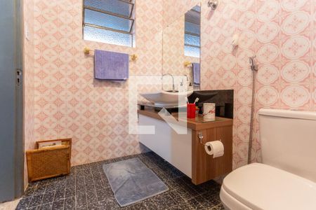 Casa à venda com 360m², 4 quartos e 1 vagaBanheiro