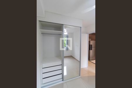 Apartamento para alugar com 40m², 2 quartos e 1 vaga Apartamento para alugar com 40m², 2 quartos e 1 vagaQuarto 01 - Armário