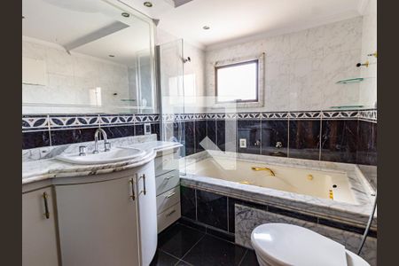 Apartamento para alugar com 170m², 3 quartos e 3 vagas Apartamento para alugar com 170m², 3 quartos e 3 vagasBanheiro da Suíte 1