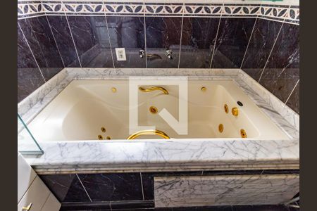 Apartamento para alugar com 170m², 3 quartos e 3 vagas Apartamento para alugar com 170m², 3 quartos e 3 vagasv