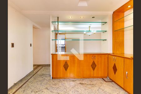 Apartamento para alugar com 170m², 3 quartos e 3 vagas Apartamento para alugar com 170m², 3 quartos e 3 vagasSala de TV