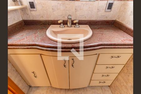 Apartamento para alugar com 170m², 3 quartos e 3 vagas Apartamento para alugar com 170m², 3 quartos e 3 vagasBanheiro da Suíte 2