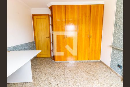 Apartamento para alugar com 170m², 3 quartos e 3 vagas Apartamento para alugar com 170m², 3 quartos e 3 vagasQuarto