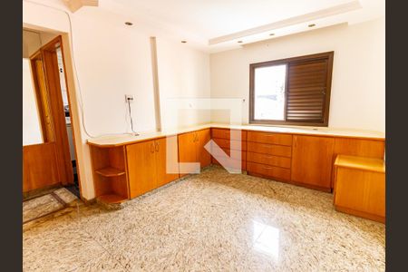 Apartamento para alugar com 170m², 3 quartos e 3 vagas Apartamento para alugar com 170m², 3 quartos e 3 vagasSuíte 1