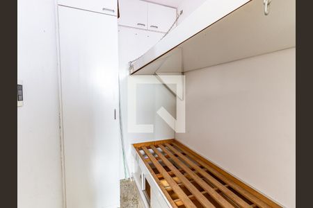 Apartamento para alugar com 170m², 3 quartos e 3 vagas Apartamento para alugar com 170m², 3 quartos e 3 vagasQuarto de Serviço