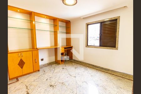 Apartamento para alugar com 170m², 3 quartos e 3 vagas Apartamento para alugar com 170m², 3 quartos e 3 vagasSala de TV