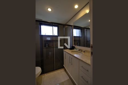 Apartamento à venda com 158m², 2 quartos e 3 vagasBanheiro da Suíte 2