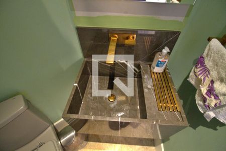 Apartamento à venda com 158m², 2 quartos e 3 vagasLavabo