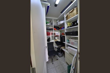 Apartamento à venda com 158m², 2 quartos e 3 vagasQuarto de Serviço