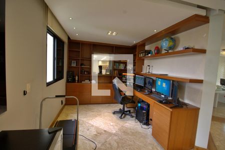 Apartamento à venda com 158m², 2 quartos e 3 vagasEscritório