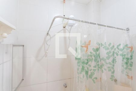 Banheiro de kitnet/studio para alugar com 0 quarto, 32m² em Centro, Rio de Janeiro