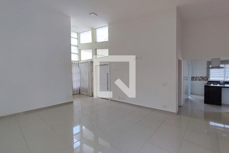 Casa de condomínio à venda com 188m², 3 quartos e 4 vagasSala de Estar e Jantar