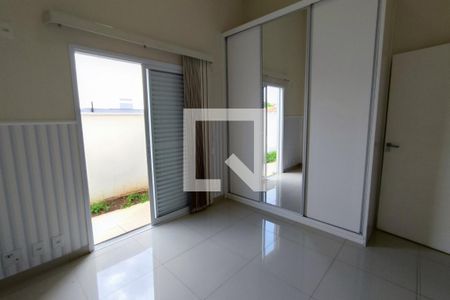 Casa de condomínio à venda com 188m², 3 quartos e 4 vagasQuarto Suíte 2