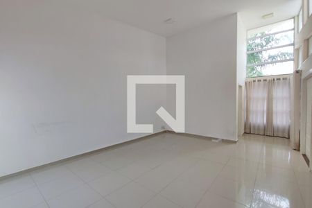 Casa de condomínio à venda com 188m², 3 quartos e 4 vagasSala de Estar e Jantar