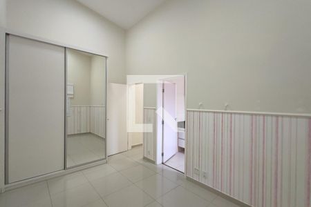 Casa de condomínio à venda com 188m², 3 quartos e 4 vagasQuarto Suíte 3