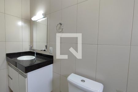 Casa de condomínio à venda com 188m², 3 quartos e 4 vagasBanheiro Suíte 3