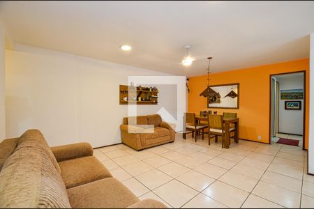 Apartamento à venda com 98m², 3 quartos e 1 vaga Apartamento à venda com 98m², 3 quartos e 1 vagaSala