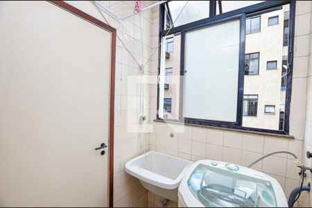 Apartamento à venda com 98m², 3 quartos e 1 vaga Apartamento à venda com 98m², 3 quartos e 1 vagaÁrea de Serviço