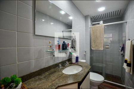 Apartamento à venda com 98m², 3 quartos e 1 vaga Apartamento à venda com 98m², 3 quartos e 1 vagaBanheiro