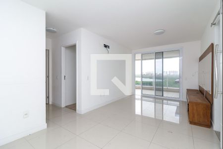 Sala de apartamento para alugar com 2 quartos, 84m² em Barra da Tijuca, Rio de Janeiro