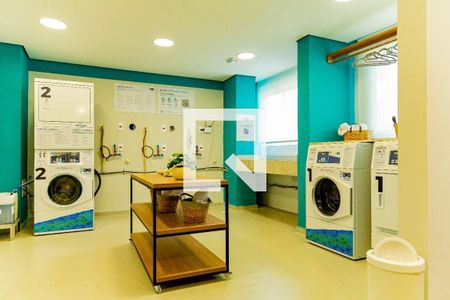 Apartamento à venda com 34m², 2 quartos e sem vagaÁrea comum - Lavanderia  