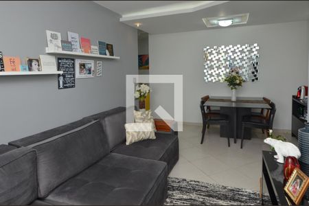 Apartamento à venda com 72m², 2 quartos e 3 vagas Apartamento à venda com 72m², 2 quartos e 3 vagasSala