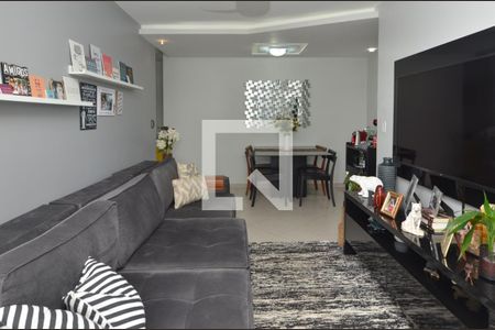 Apartamento à venda com 72m², 2 quartos e 3 vagas Apartamento à venda com 72m², 2 quartos e 3 vagasSala