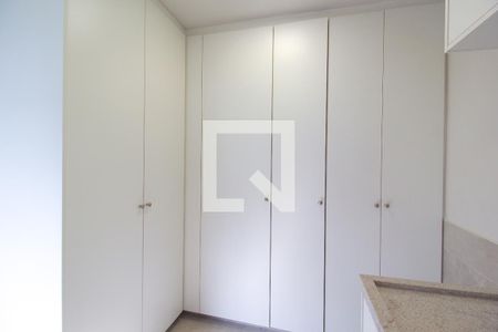 Apartamento à venda com 110m², 2 quartos e 1 vaga Apartamento à venda com 110m², 2 quartos e 1 vagaÁrea de Serviço