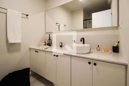 Apartamento à venda com 110m², 2 quartos e 1 vaga Apartamento à venda com 110m², 2 quartos e 1 vagaBanheiro