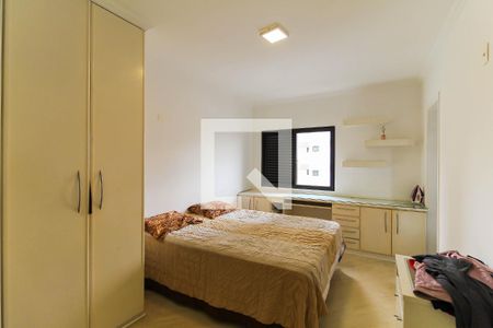 Apartamento à venda com 220m², 4 quartos e 4 vagasSuíte 4