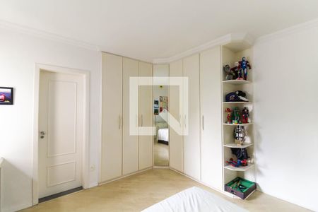 Apartamento à venda com 220m², 4 quartos e 4 vagasSuíte 3