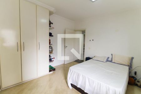 Apartamento à venda com 220m², 4 quartos e 4 vagasSuíte 3