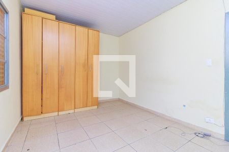 Casa à venda com 300m², 5 quartos e 2 vagasCasa 2 - Quarto 1