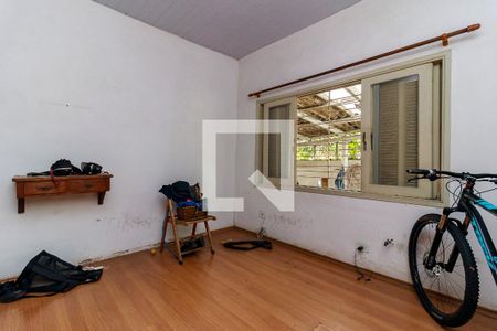 Casa à venda com 300m², 5 quartos e 2 vagasCasa 1 - Quarto 2