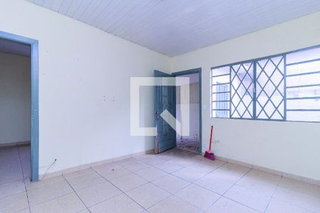 Casa à venda com 300m², 5 quartos e 2 vagasCasa 2 - Sala
