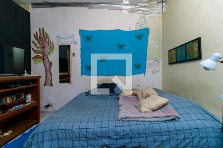 Casa 1 - Quarto 1 de casa à venda com 5 quartos, 300m² em Parque Colonial, São Paulo