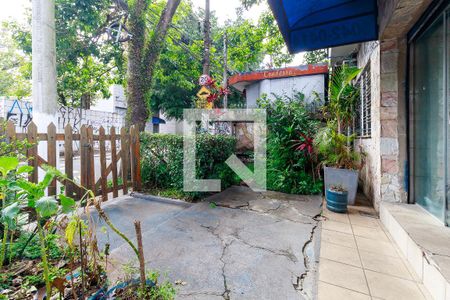 Casa à venda com 300m², 5 quartos e 2 vagasCasa 1 - Quintal