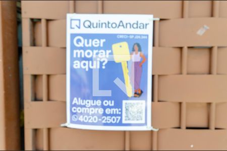 Casa à venda com 300m², 5 quartos e 4 vagas Casa à venda com 300m², 5 quartos e 4 vagasFachada