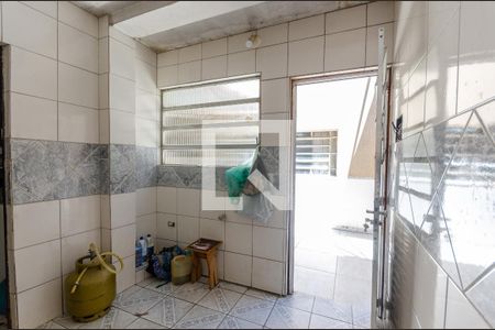 Casa à venda com 300m², 5 quartos e 4 vagas Casa à venda com 300m², 5 quartos e 4 vagasCozinha 2