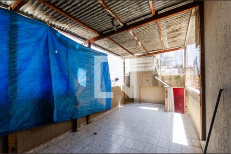 Casa à venda com 300m², 5 quartos e 4 vagas Casa à venda com 300m², 5 quartos e 4 vagasÁrea comum