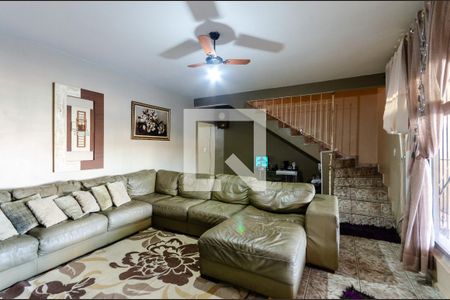 Sala de casa à venda com 5 quartos, 300m² em Vila Cavaton, São Paulo