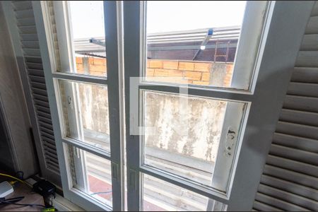 Casa à venda com 300m², 5 quartos e 4 vagas Casa à venda com 300m², 5 quartos e 4 vagasQuarto 3