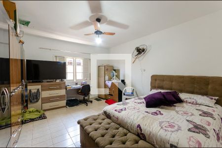 Casa à venda com 300m², 5 quartos e 4 vagas Casa à venda com 300m², 5 quartos e 4 vagasQuarto 3